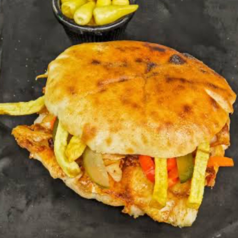 Duble Tombik Ekmek Tavuk Döner