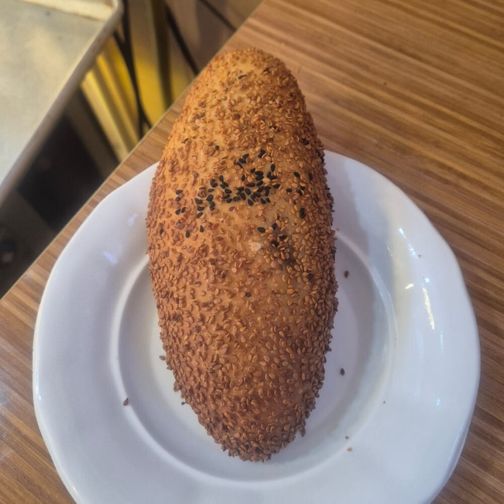 Kaşarlı Simit