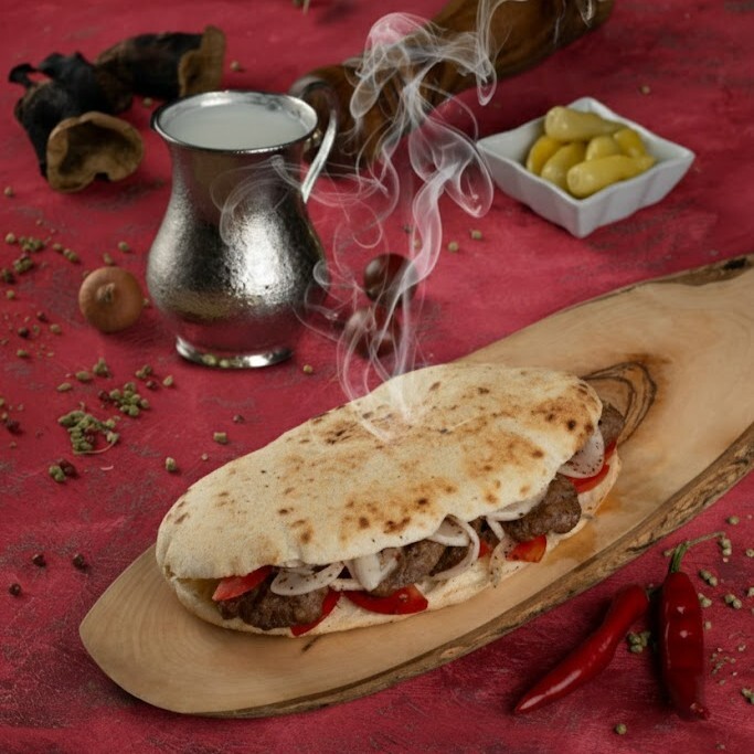 Gobit Ekmek Arası Köfte & Ayran Menü