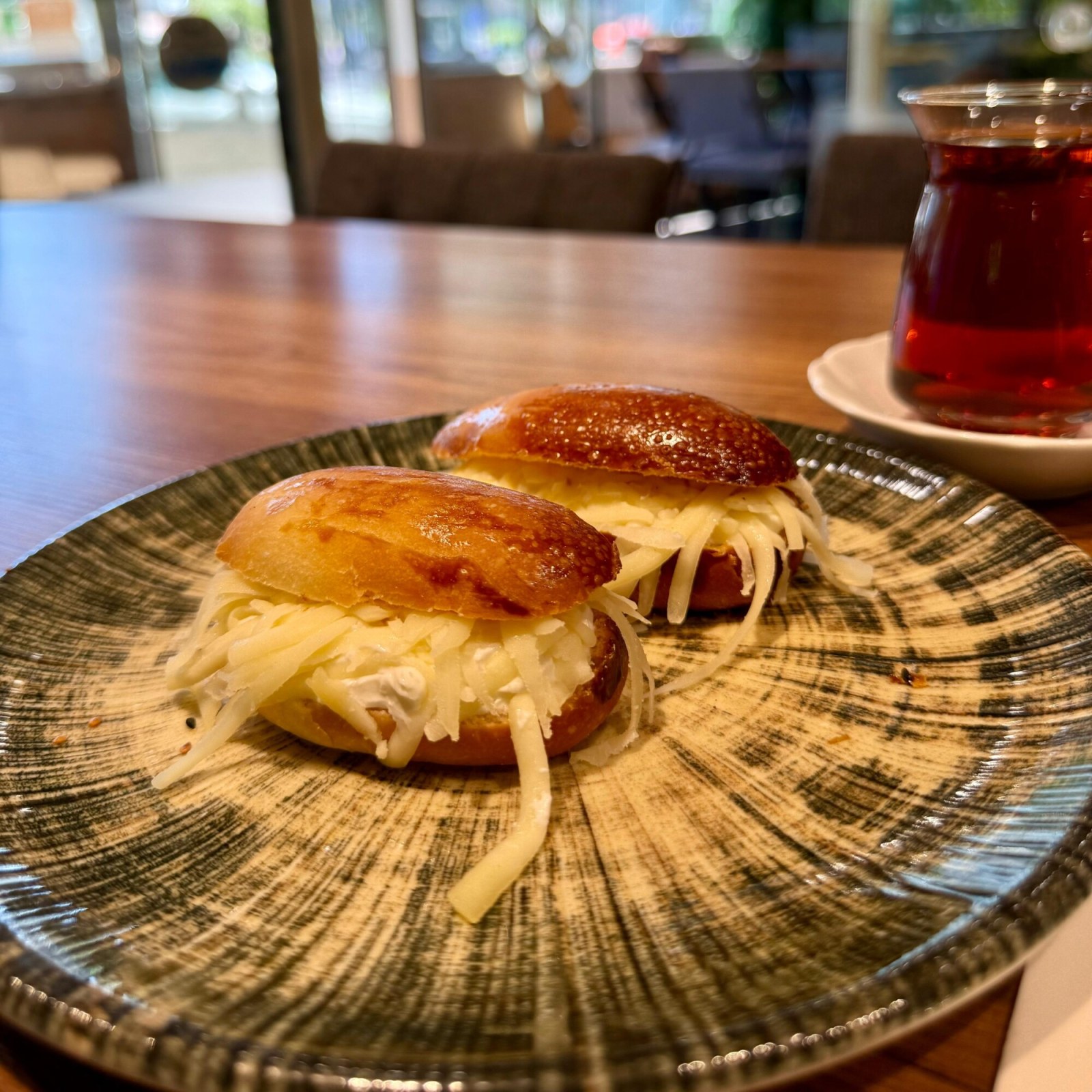 Sakallı Poğaça