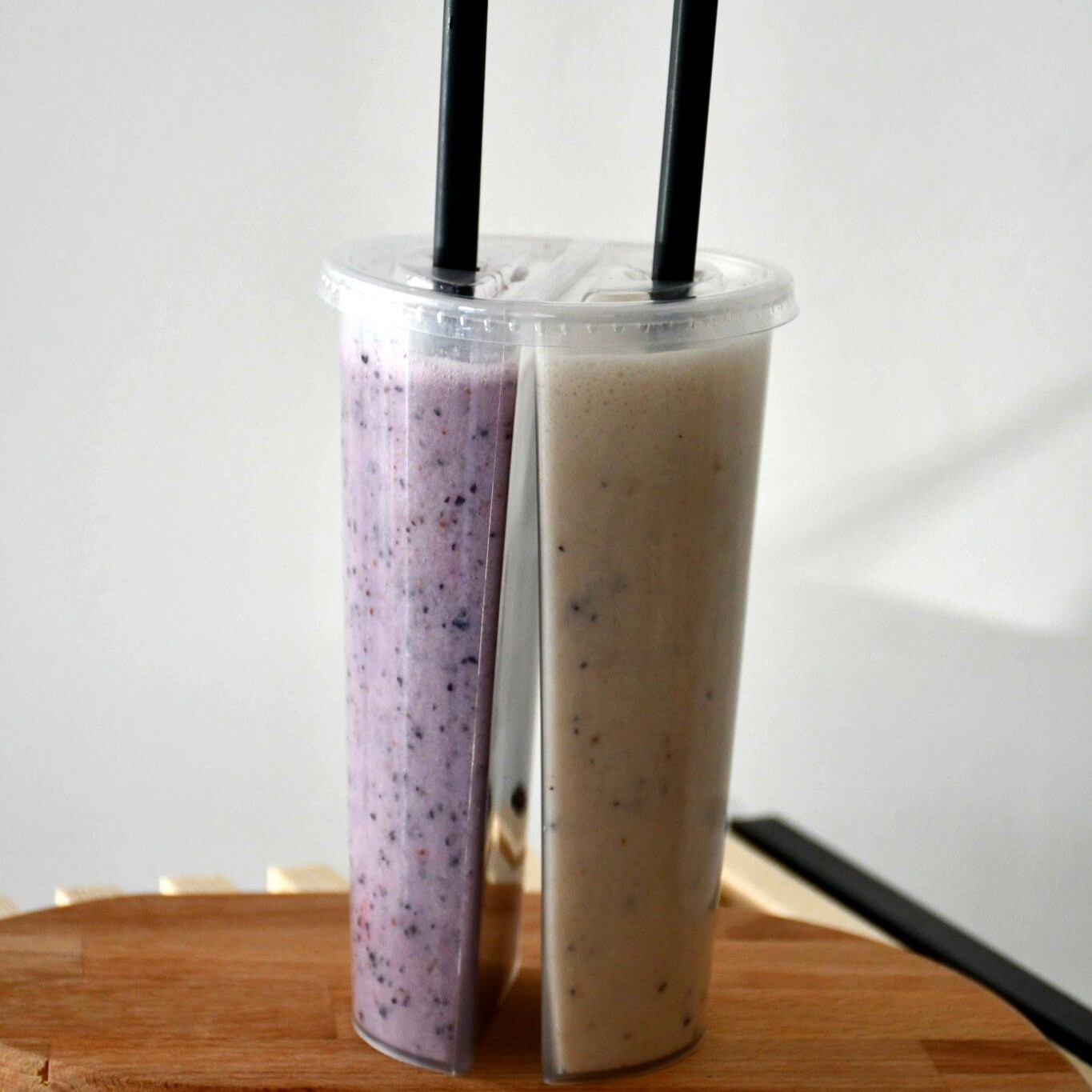 İkili Bardak Yaban Mersini&Muz Smoothie (Protein Tozu İlaveli Seçenek)
