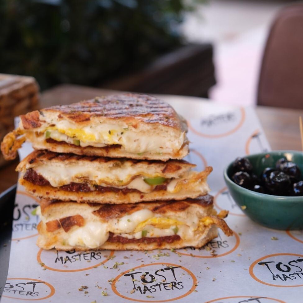 Sucuklu Yumurtalı Tost