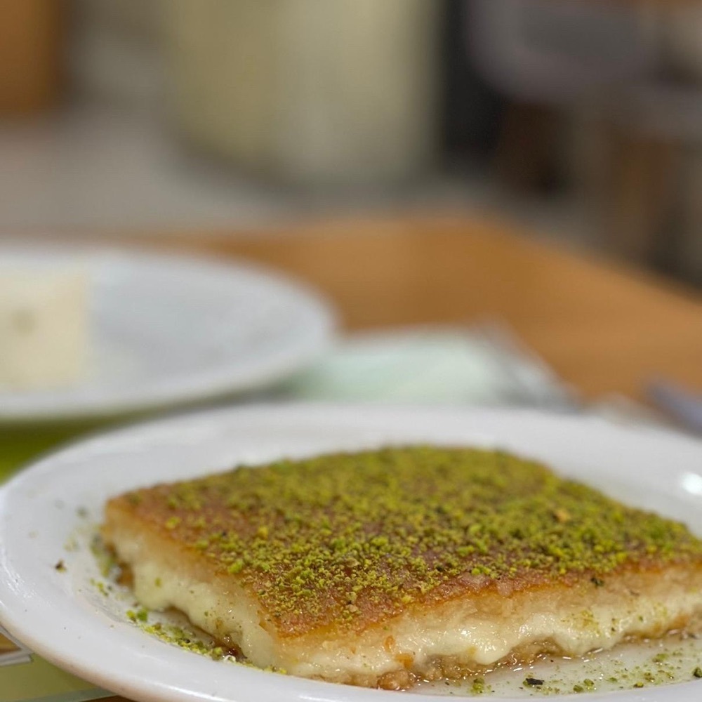 Sade Künefe