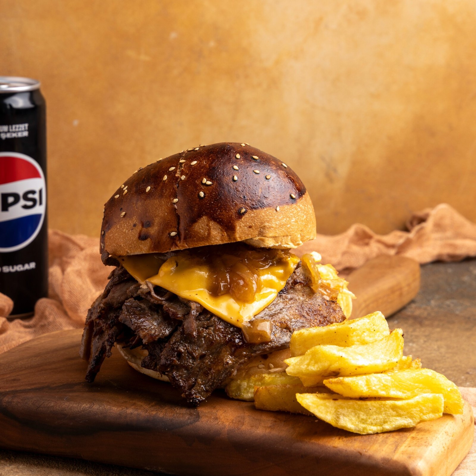 Döner Burger Menü ( 80 gr.)