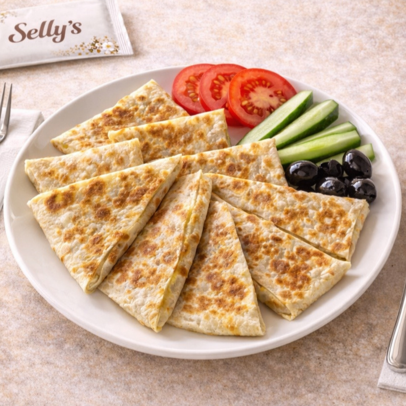 Patatesli Gözleme (Salatalı)