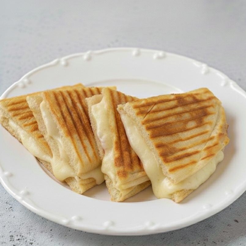 Çift Kaşarlı Bazlama Tost