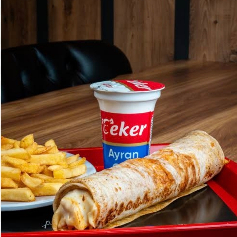 Kaşarlı Dürüm Menü