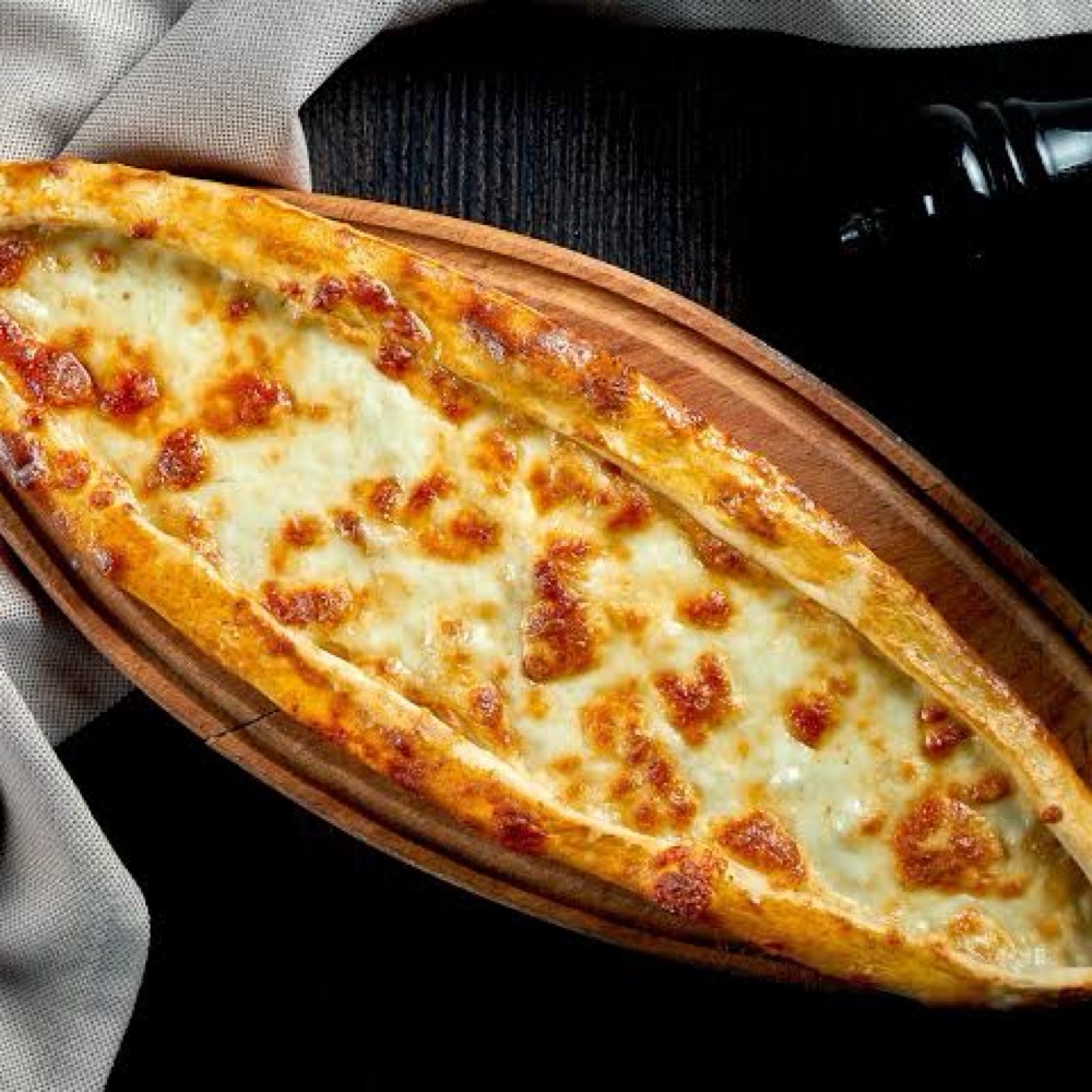 Kaşarlı Pide