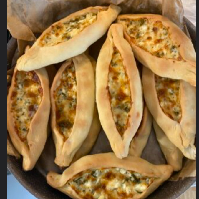 Fındık Peynirli Pide (8 Adet)