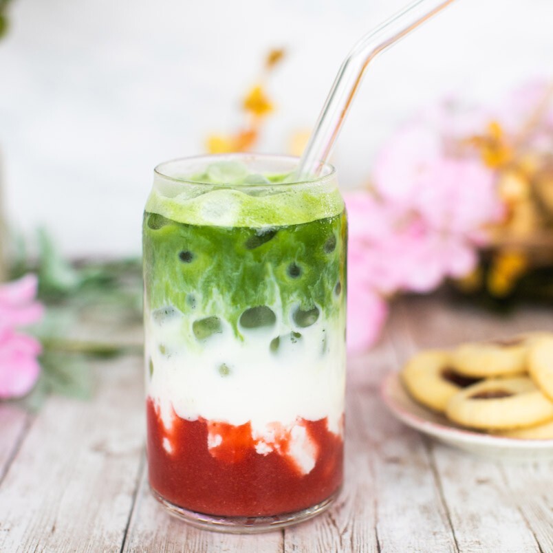 Ice Strawberry Matcha Latte