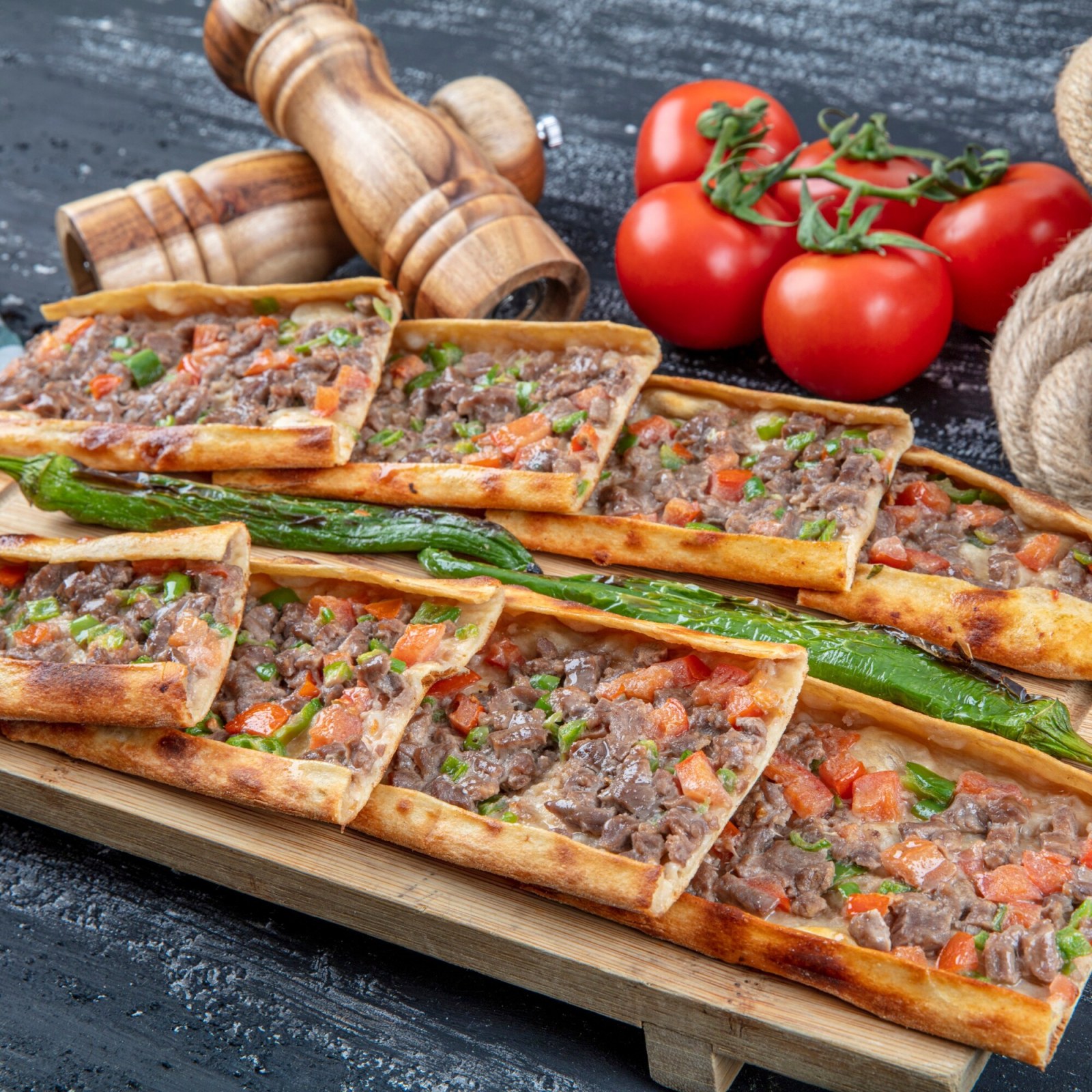 Kuşbaşılı Pide