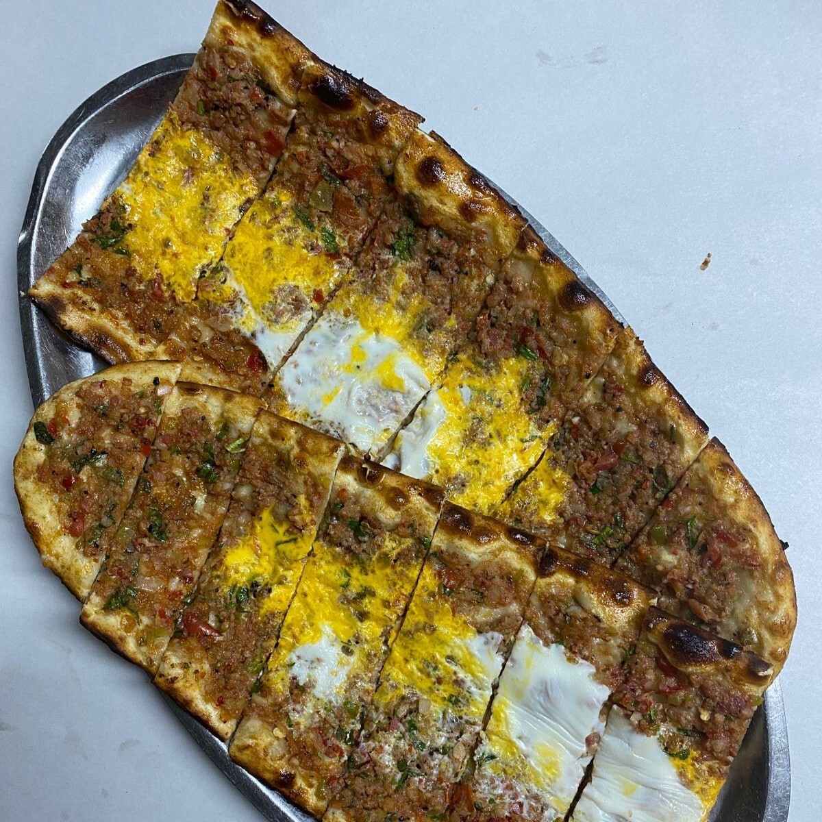 Kıymalı Yumurtalı Pide (65 cm.) +Coca Cola 330 ml