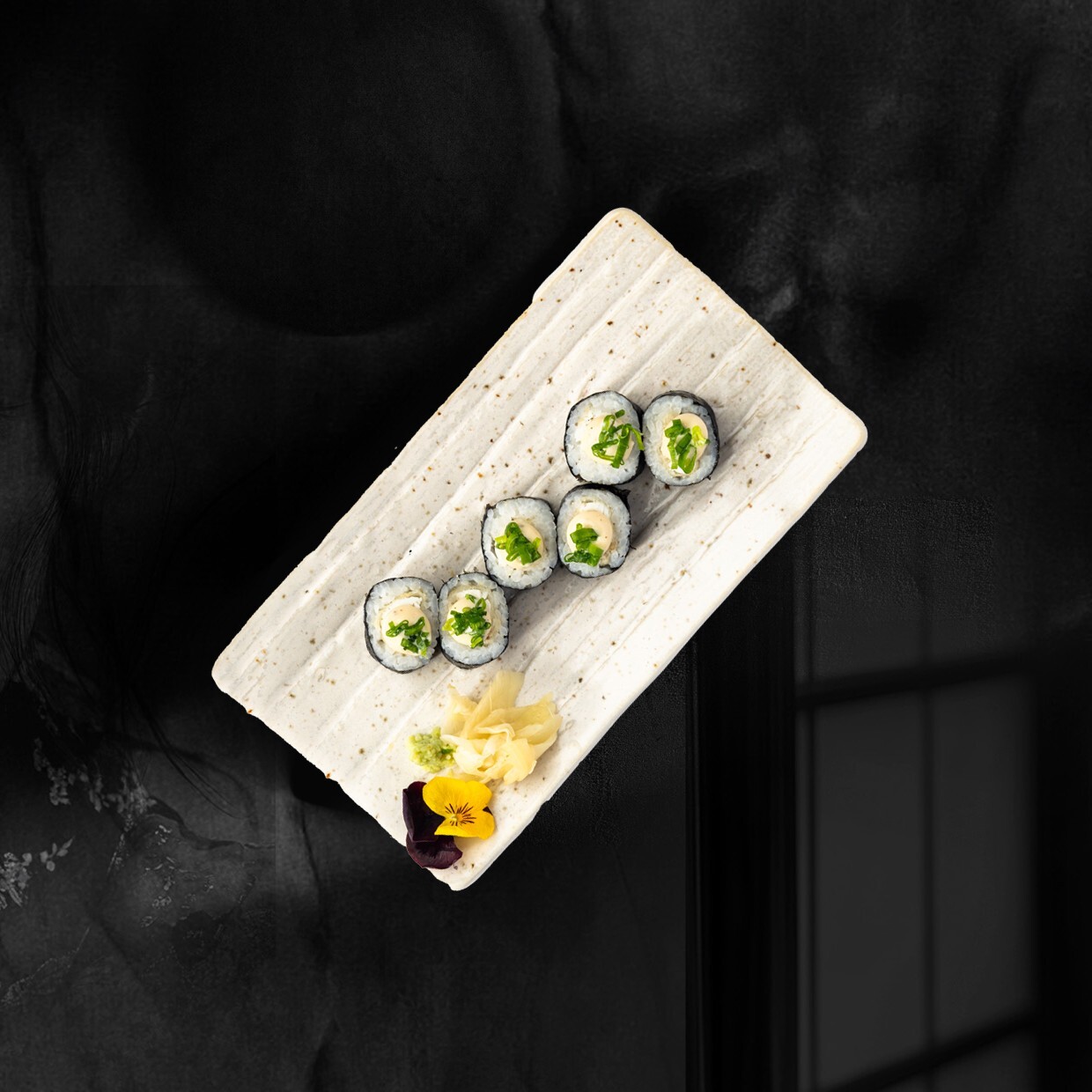 Tempura Sea Bass Maki 6 parça (cooked)