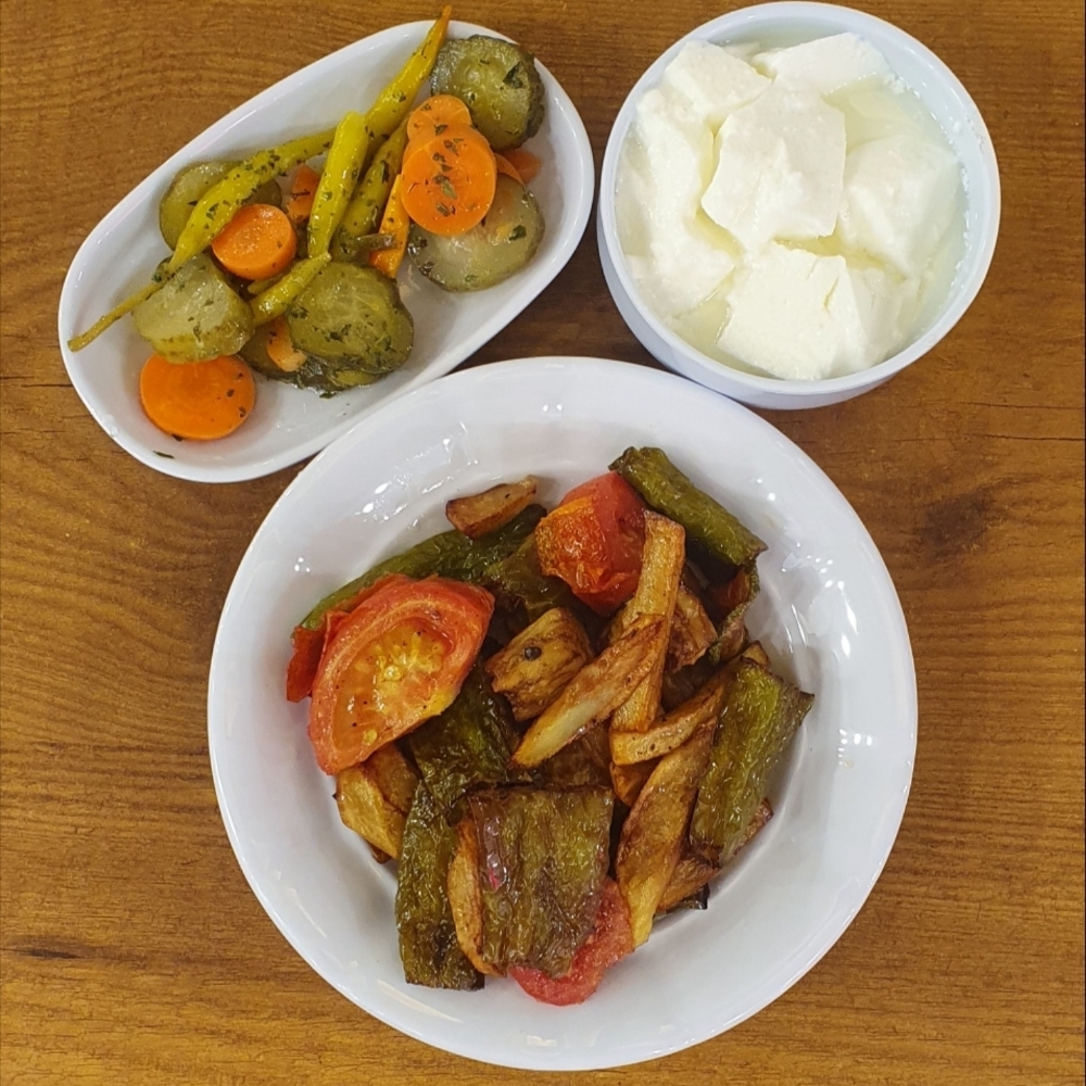 Soslu Karışık Kızartma+Yoğurt+pepsi