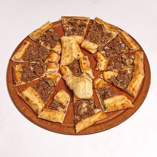 Kavurmalı Pide