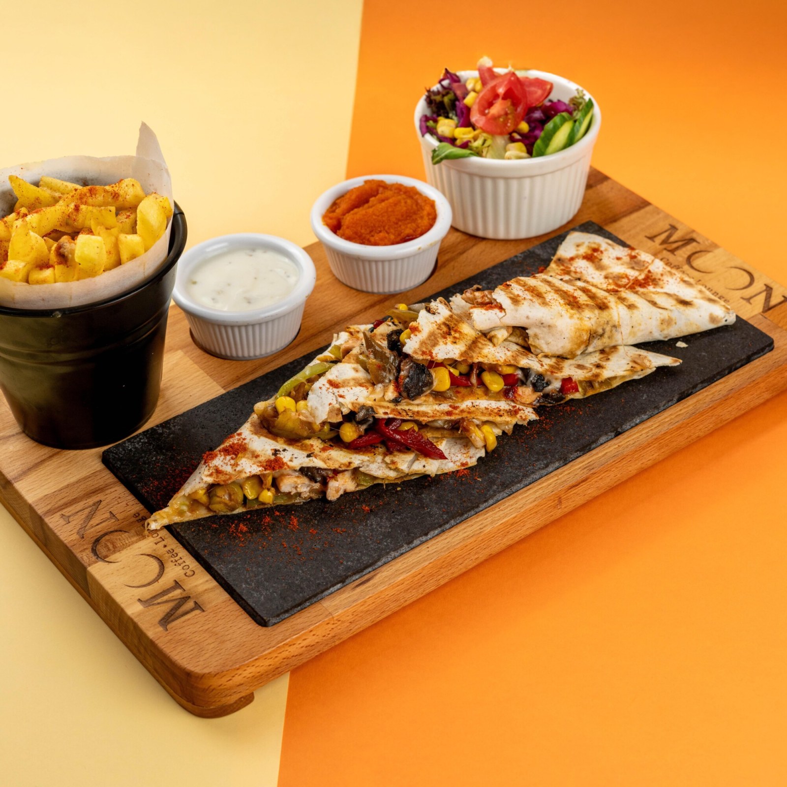 Tavuk Quesadilla