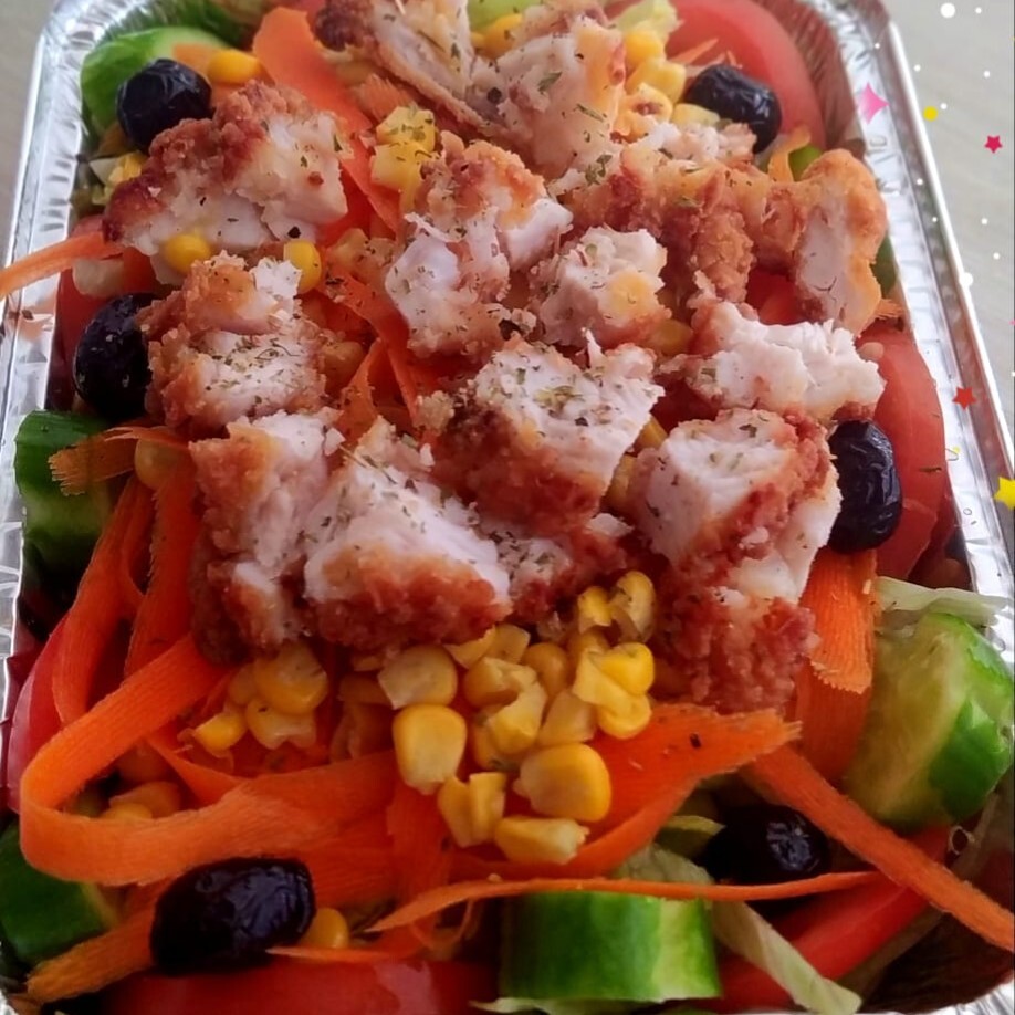 Çıtır Tavuklu Salata