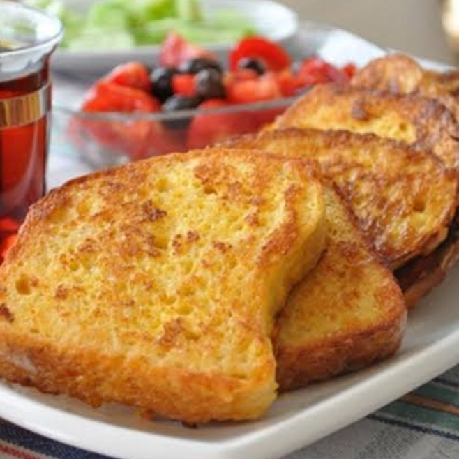 Yumurtalı Ekmek tabağı