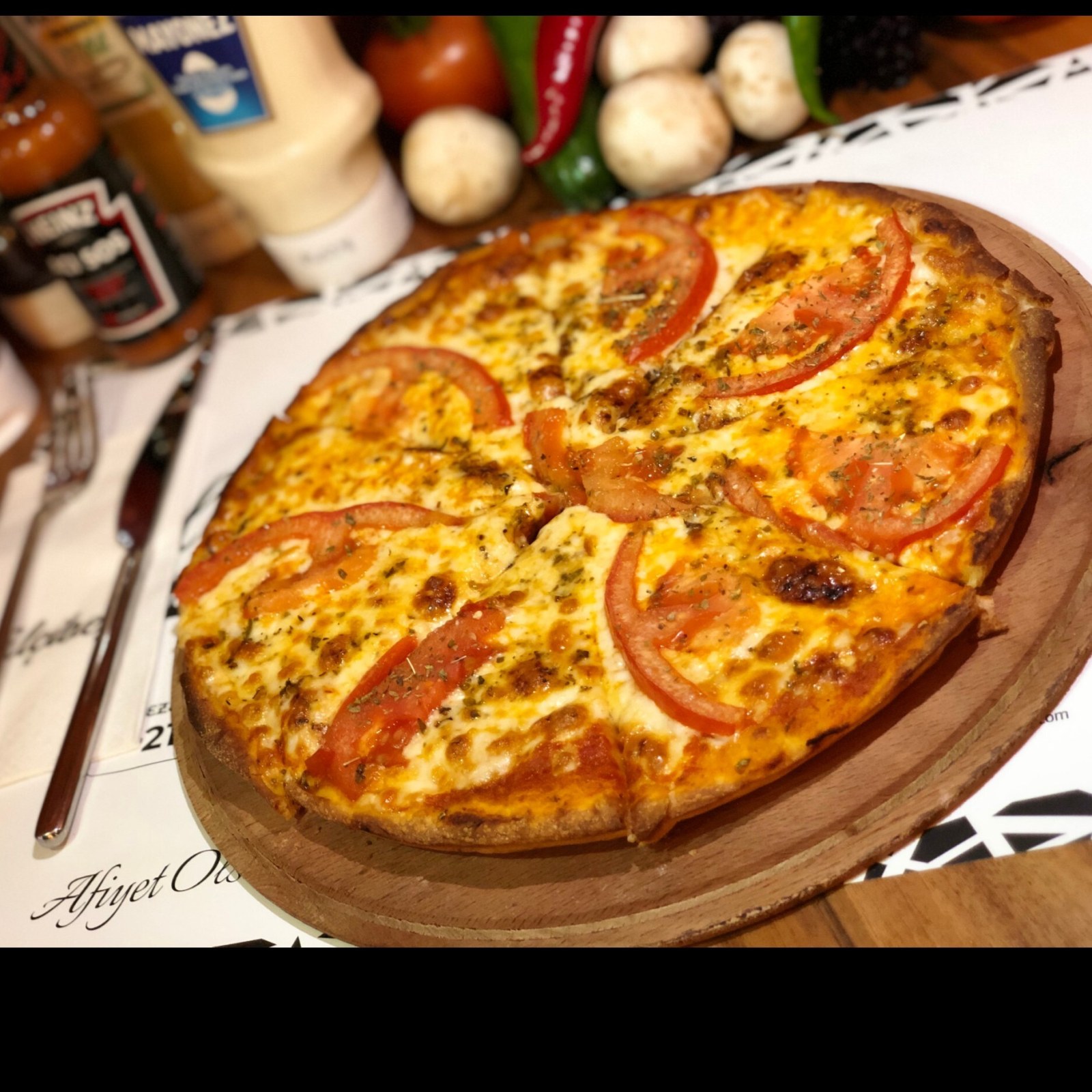 Margarita Pizza (Büyük Boy)