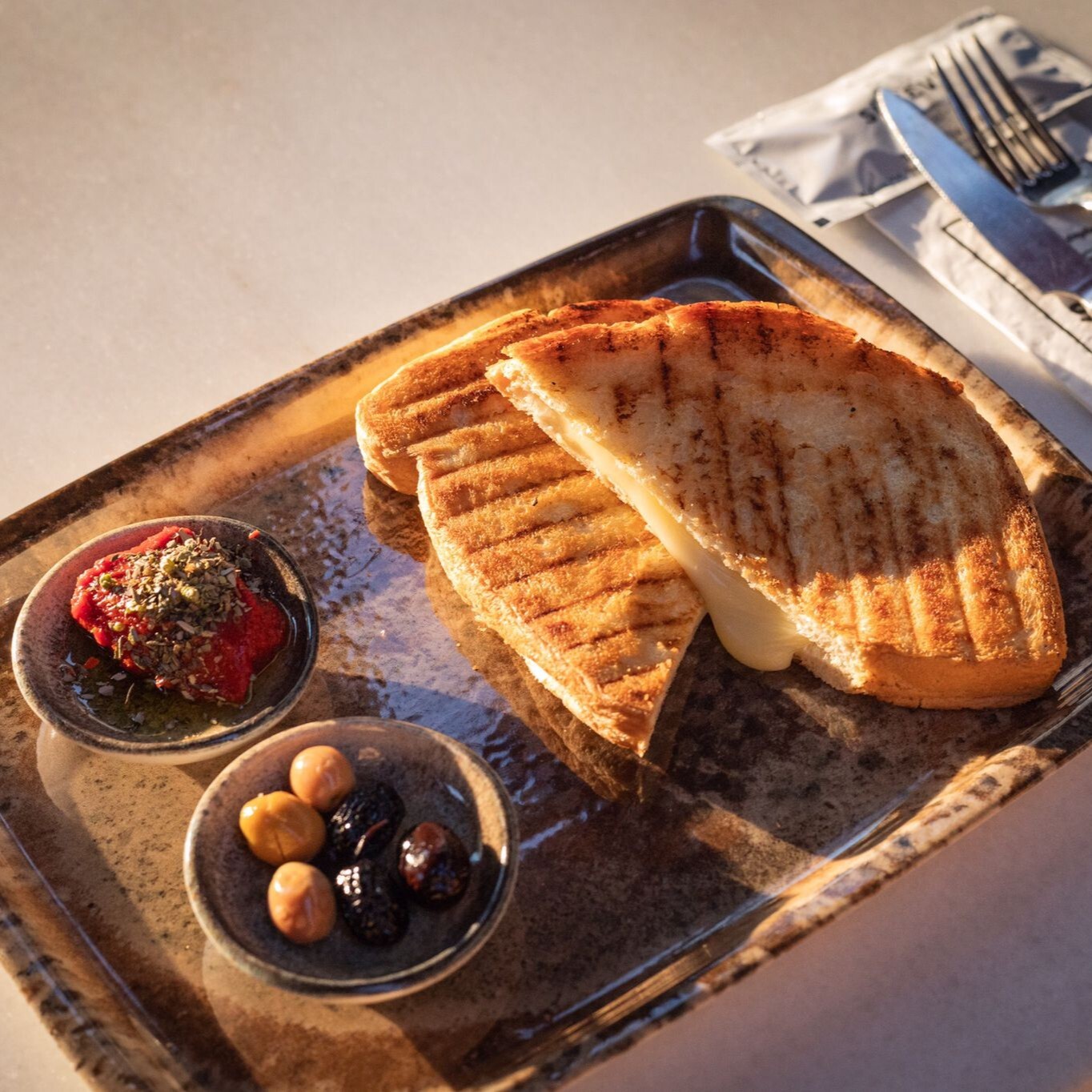 Kavurma Kaşarlı Tost