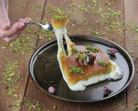 PEYNİRLİ KÜNEFE