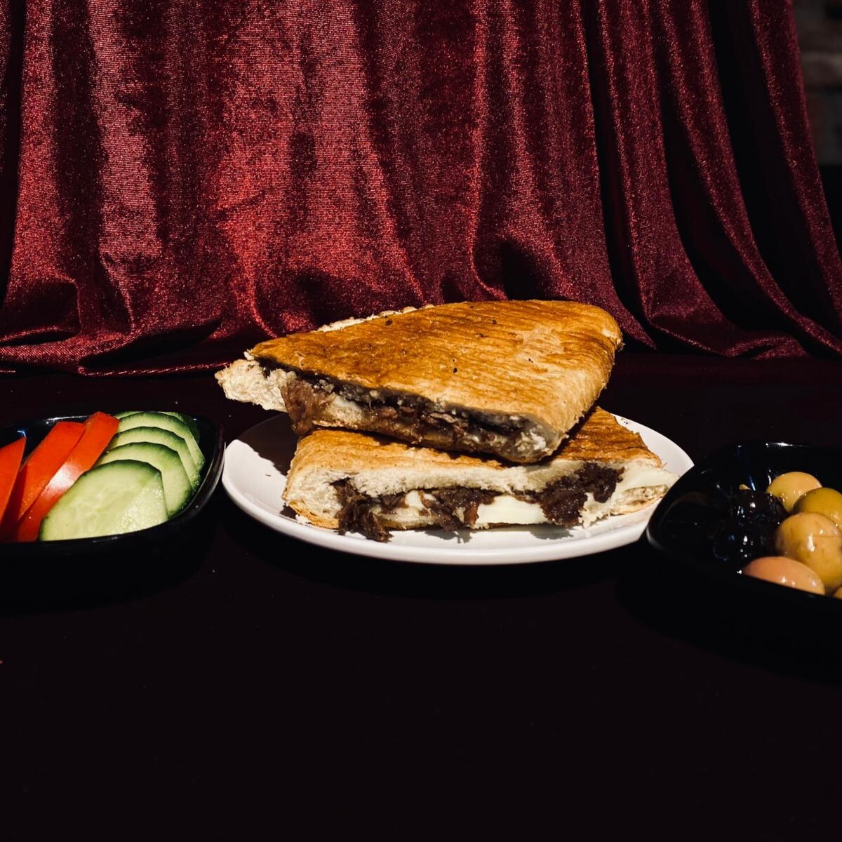 Sanayi Tost'u Kavurmalı+Coca Cola Menü