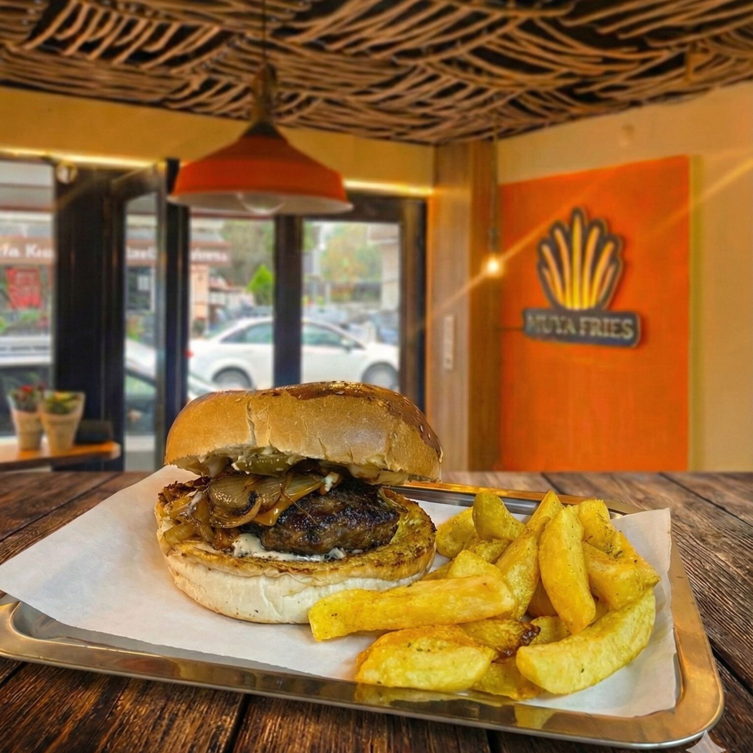 Muya Original Burger