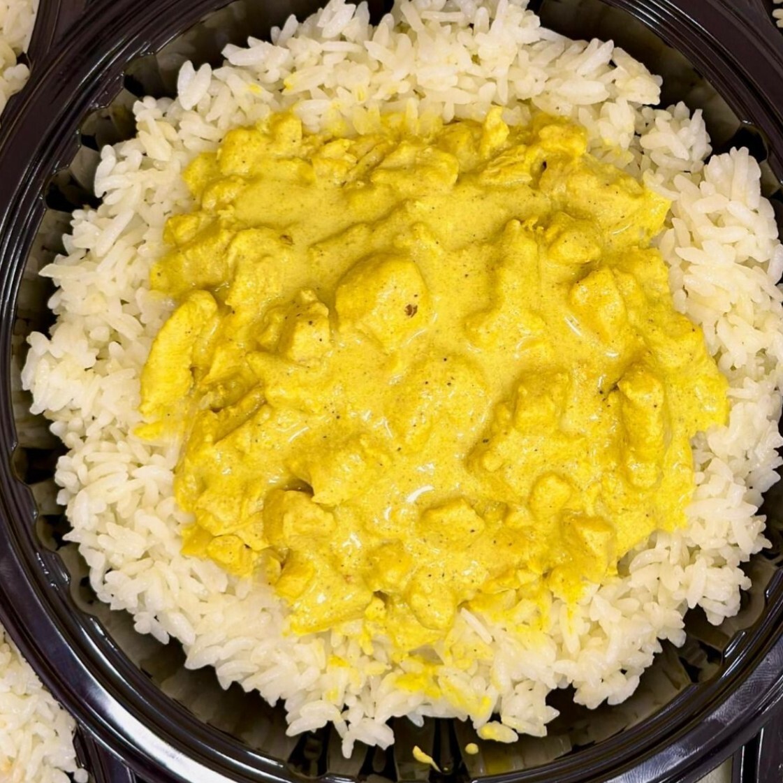 Köri Soslu Tavuk Pilav + 330ml Ayran