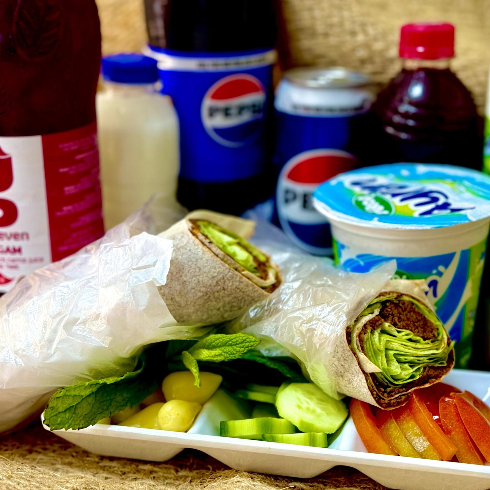 MEGA ÇİĞKÖFTE DÜRÜM 200 GR (DORİTOSLU)