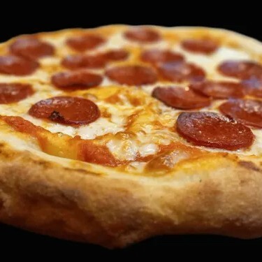 Pepperoni Pizza (33 cm) (Büyük Boy) (8 Dilim)