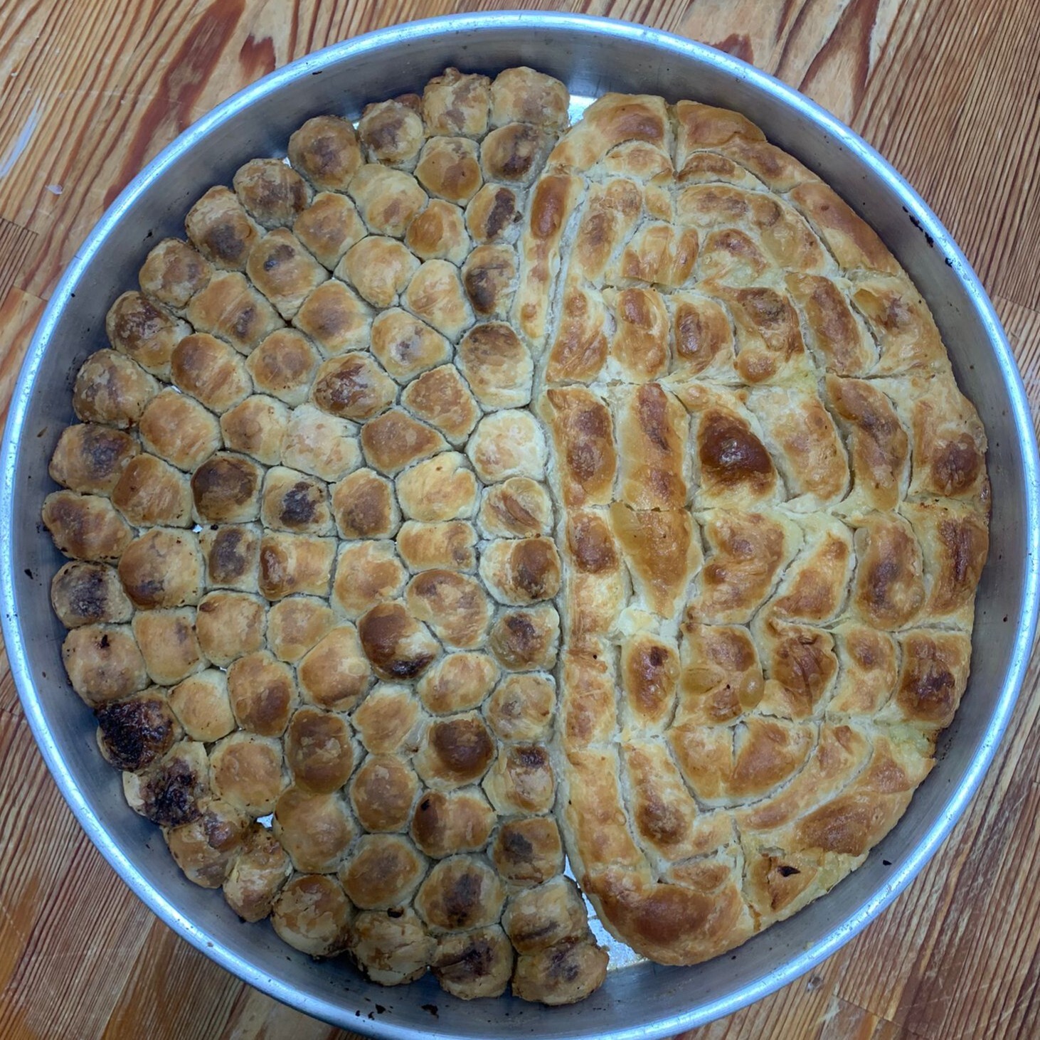 Boşnak Mantısı ve Patatesli Boşnak Böreği 1 Tepsi (2.5 Kg)