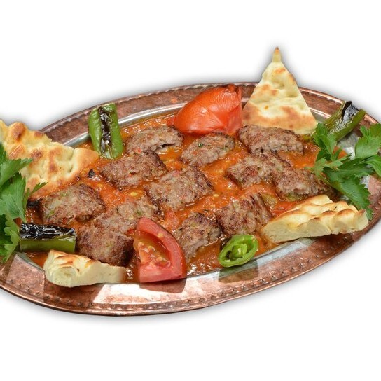 Altı Ezmeli Kebap (Kuşbaşı)