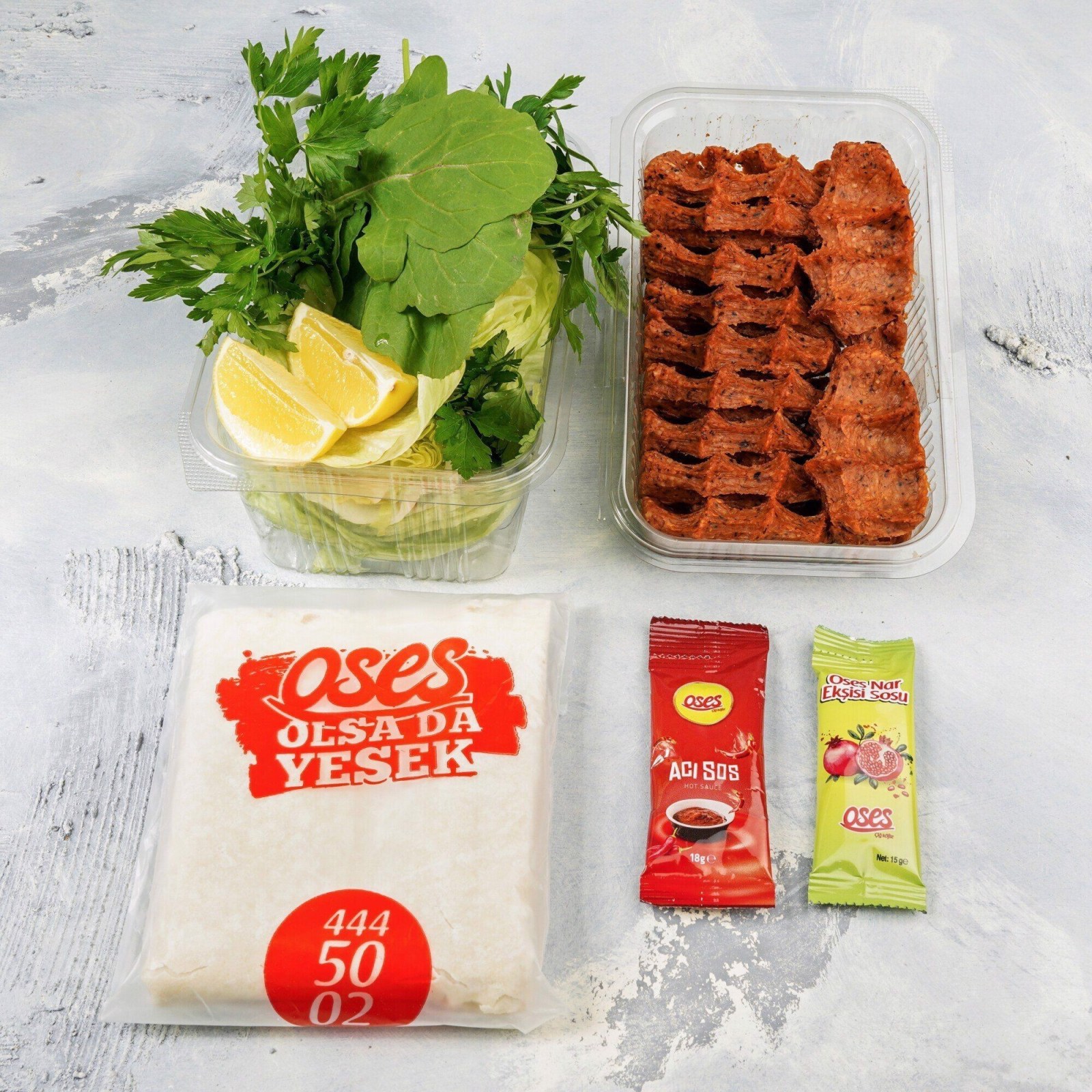 Çiğ Köfte (500 gr.) & Turşu Suyu Menü 2