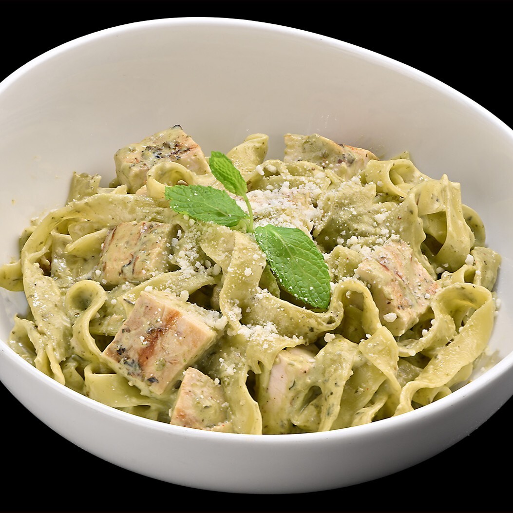 Fettucine Pesto Tavuk