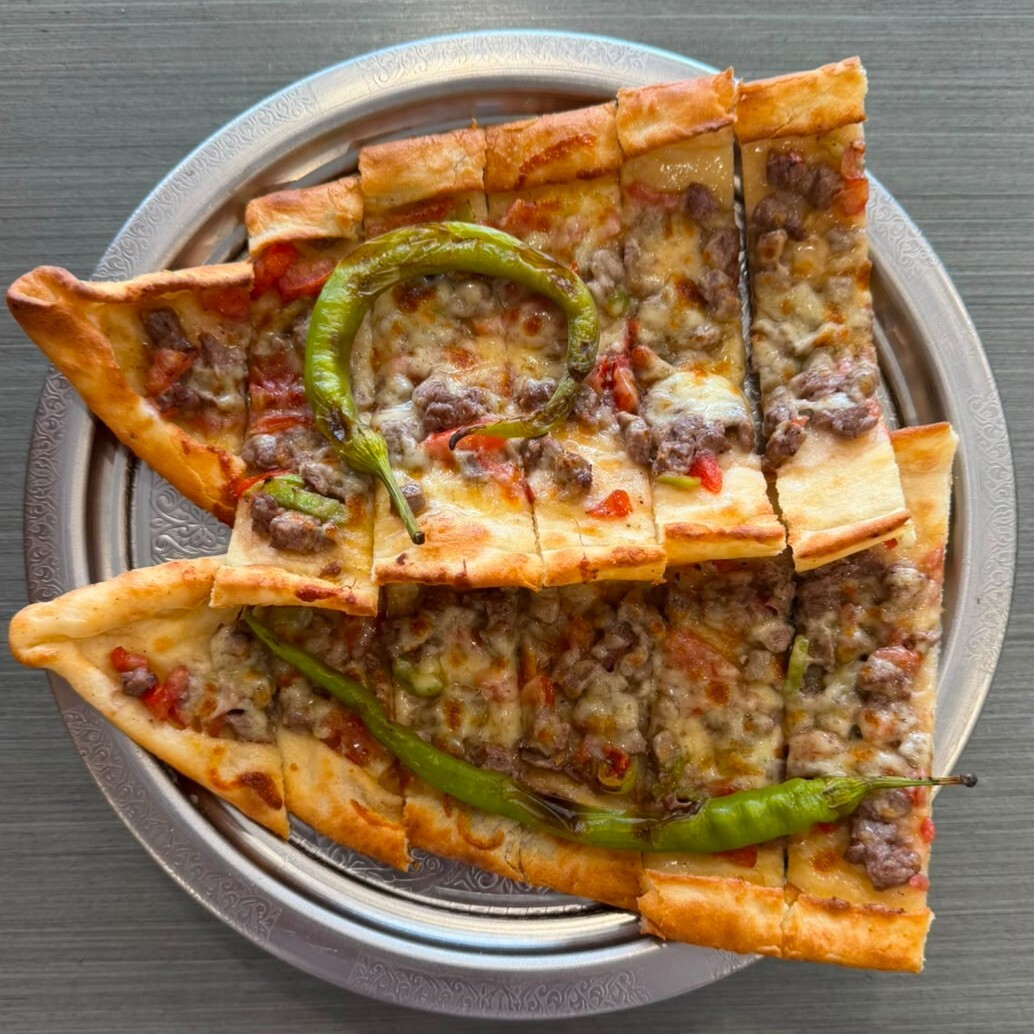 Kuşbaşı Kaşarlı Pide