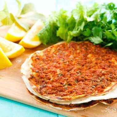 Orta Boy Lahmacun