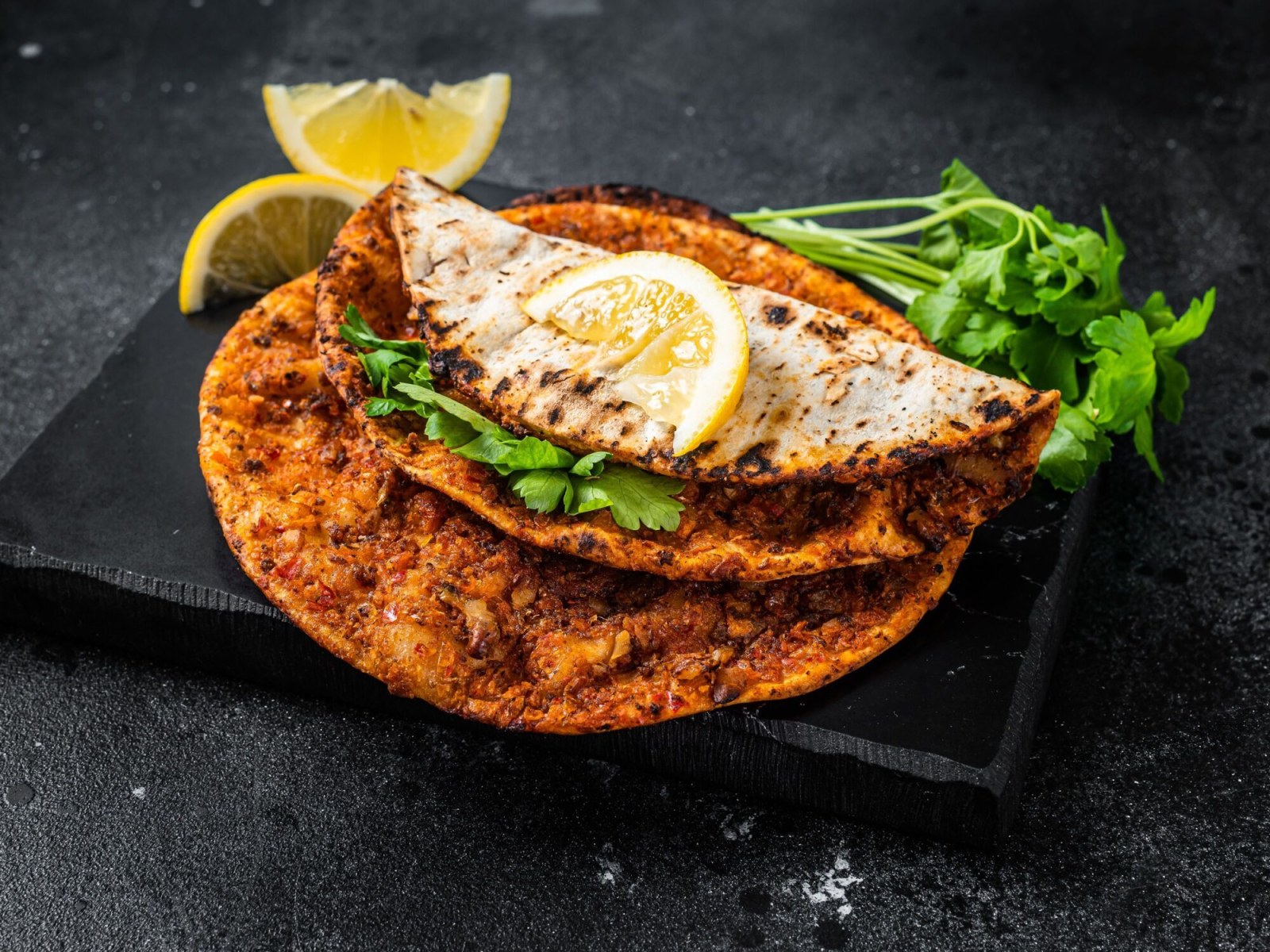 3'lü Lahmacun Menü