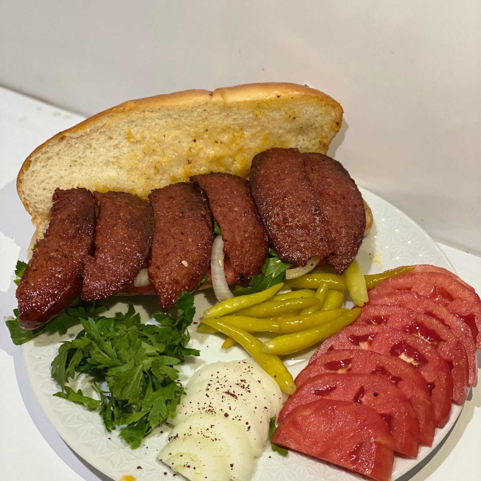 Ekmek Arası Sucuk