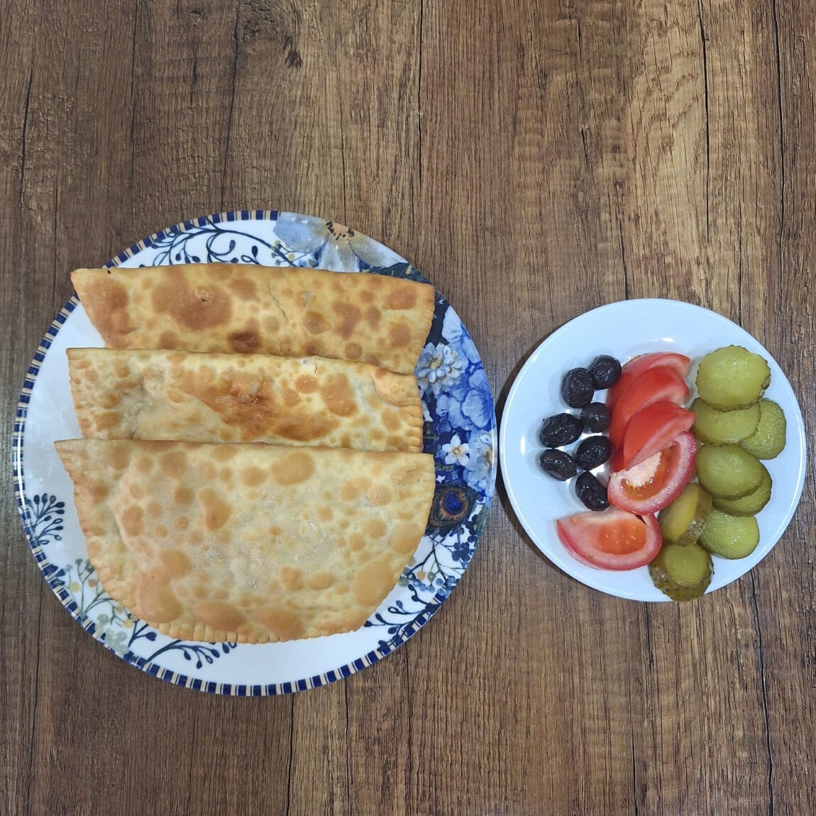 Kıymalı Çi Börek Menü (El Yapımı)