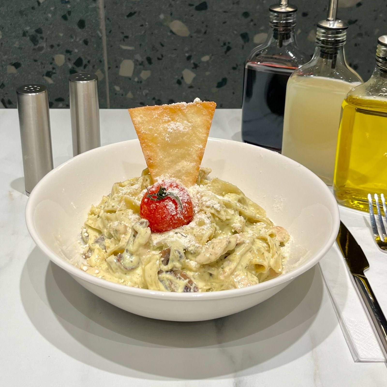 Fettuccine Alfredo