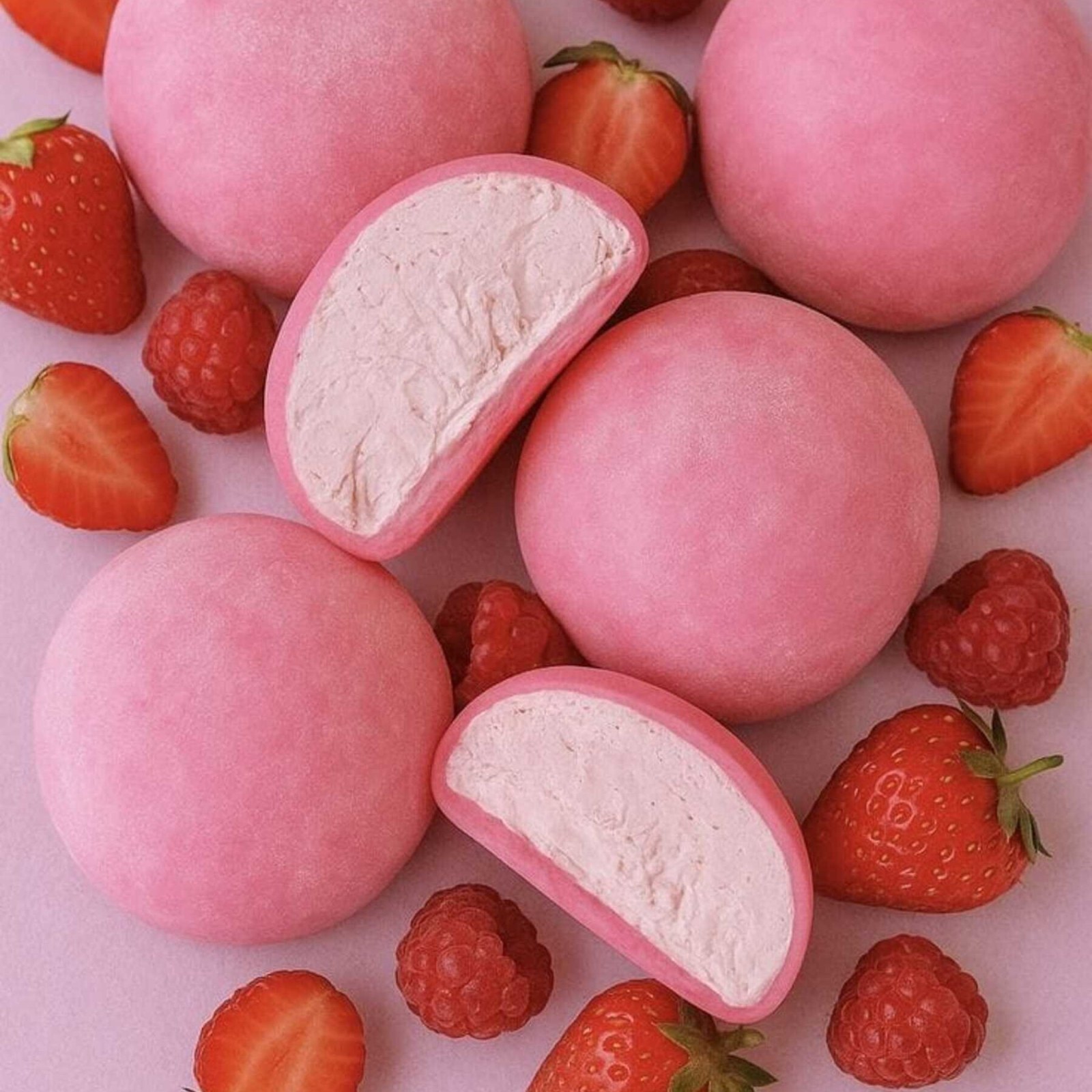 Çilek Mochi