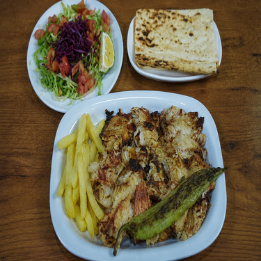 Tavuk Servis