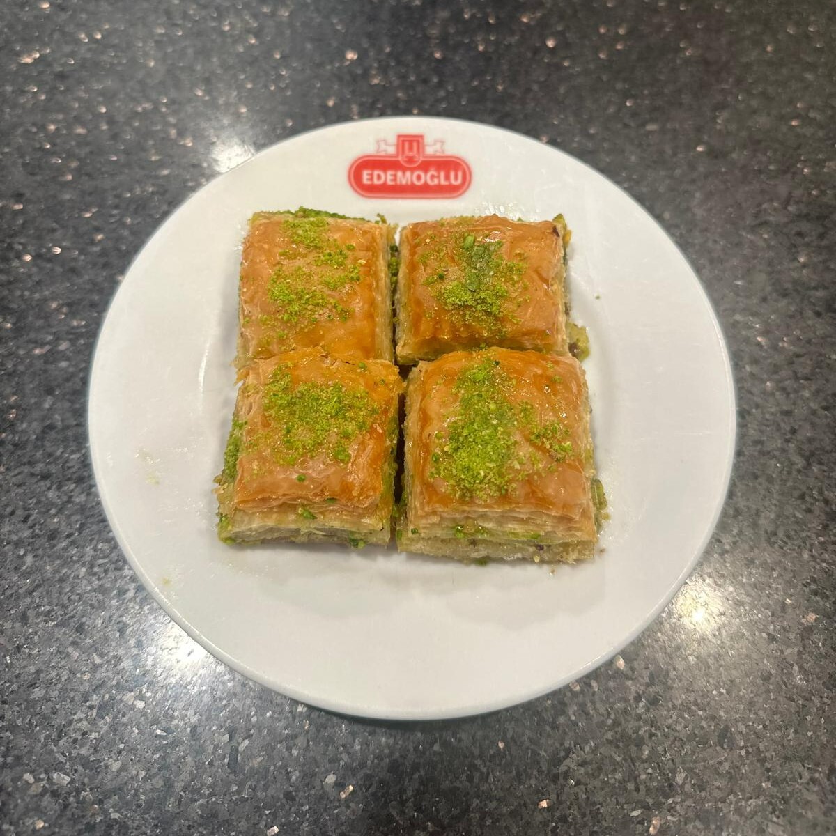 Fıstıklı Baklava 250 Gr