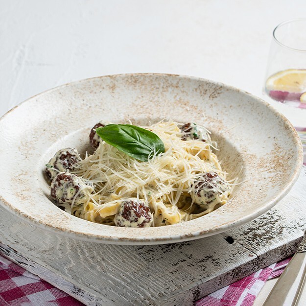 Köfteli Tagliatelle