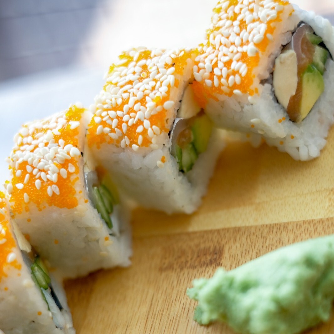 142. Manhattan Roll (8 Pcs)