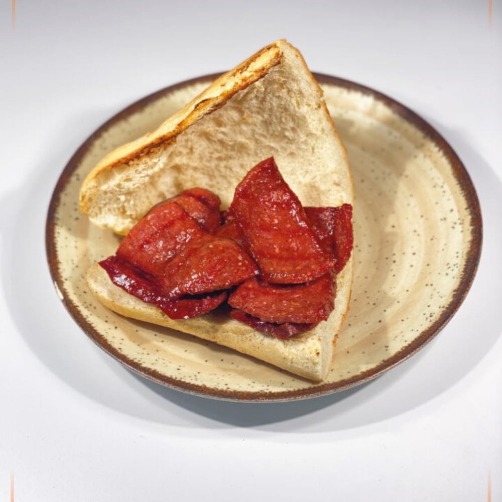 Çeyrek Sucuk Ekmek