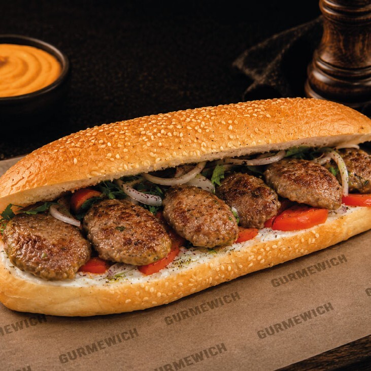 Gurme Köfte Ekmek + Patates Kızartması