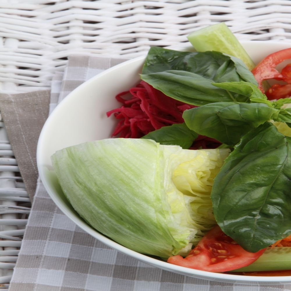 Göbek Salata