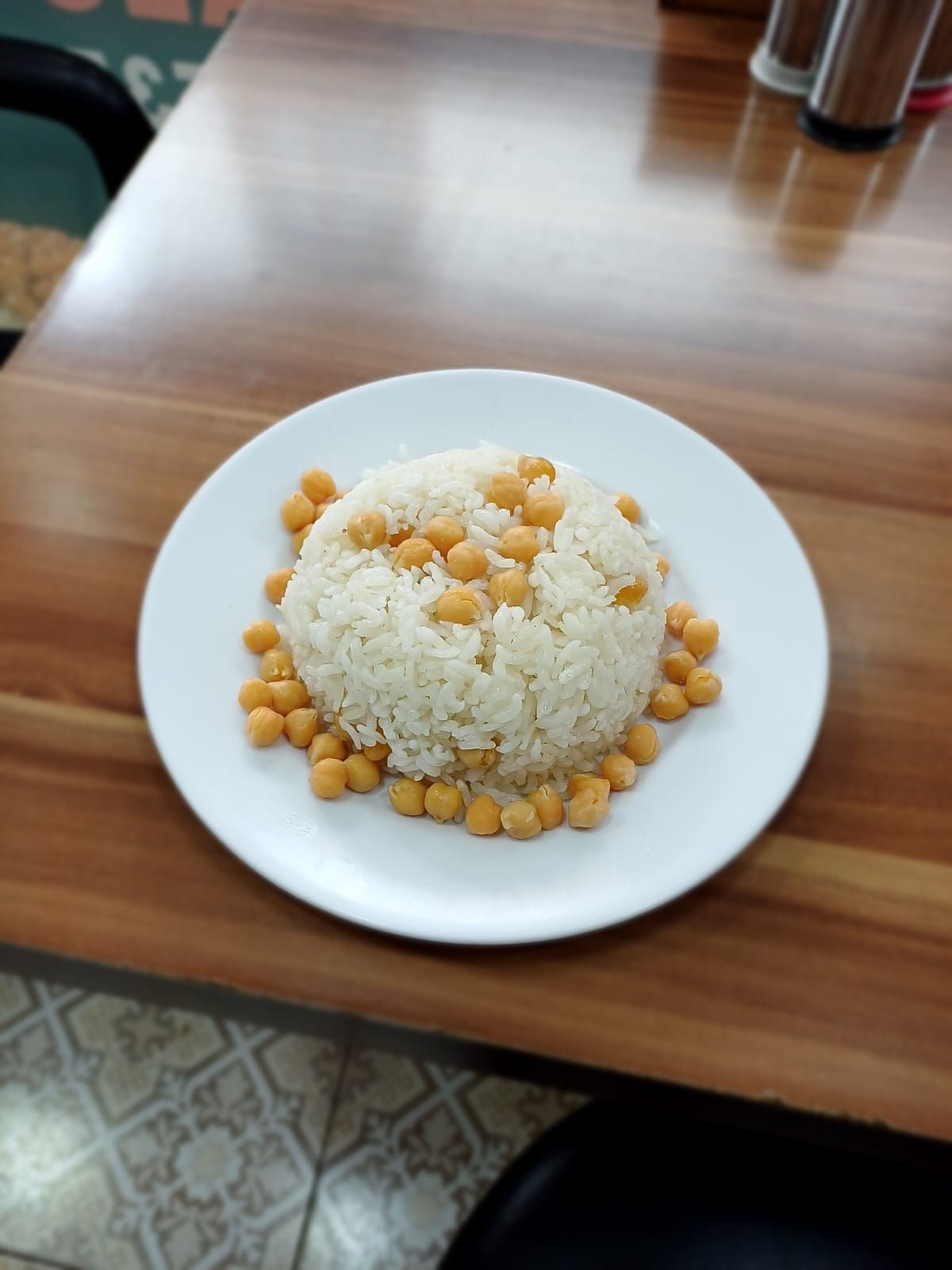 Nohutlu Pilav
