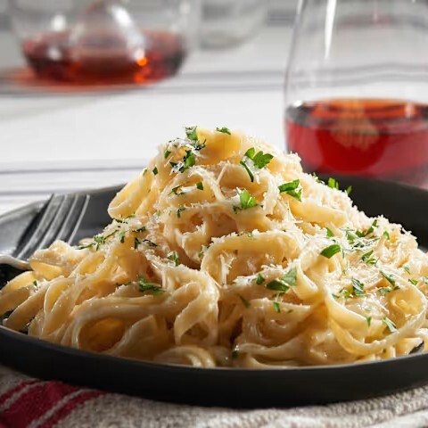 Fettuccine Alfredo